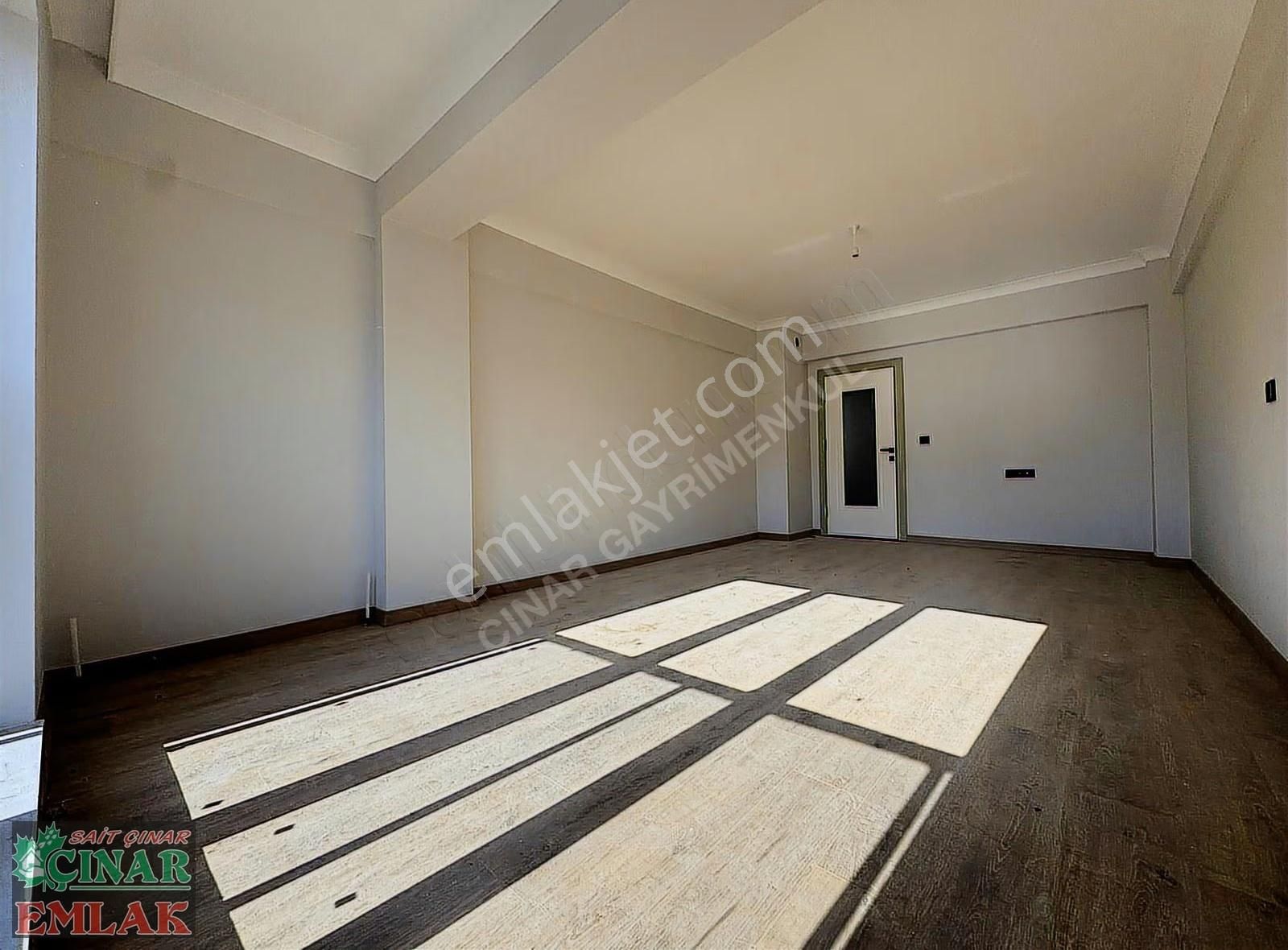 Çınar'dan Merkezi Konum Ve Yüksek Kullanım Alanıyla Köşebaşı 3+1 - Görsel 13