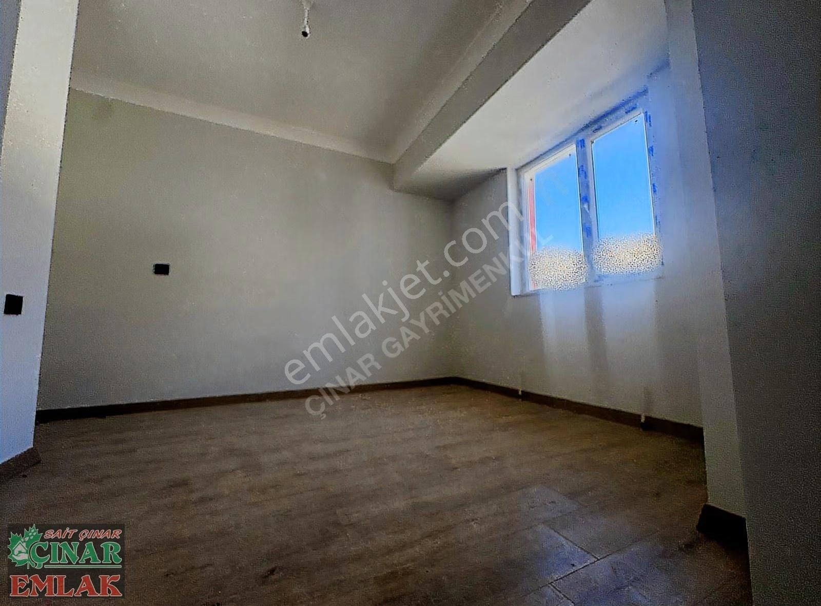 Çınar'dan Merkezi Konum Ve Yüksek Kullanım Alanıyla Köşebaşı 3+1 - Görsel 16