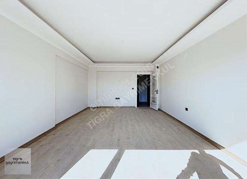 ▄tigra▄natoyolu Cadde Yakını Site İçerisinde Manzaralı 3+1 Daire - Görsel 15