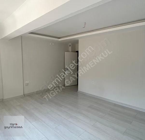 ▄tigra▄akşemsettin Mah. Cadde Yakını Kat Konumunda 3+1 Daire! - Görsel 5