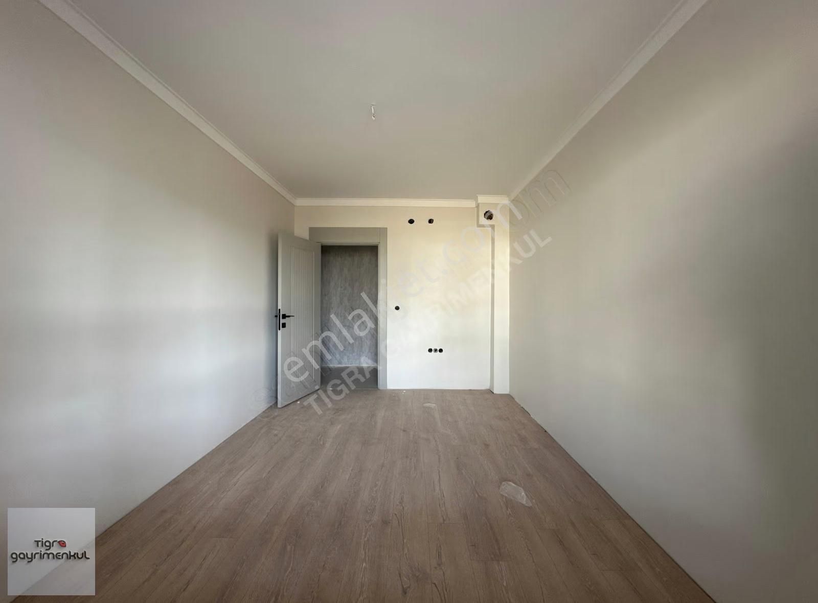 ▄tigra▄ege Mh.n.yolu Cadde Yakını Sitede Yerden Isıtma 3+1 Daire - Görsel 8