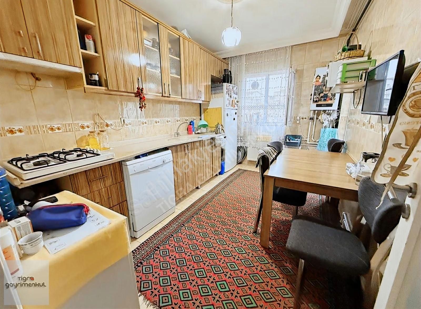 ▄tigra▄d.alıç Mah.3. Katta Asansörlü 3+1 Satılık Daire!!!