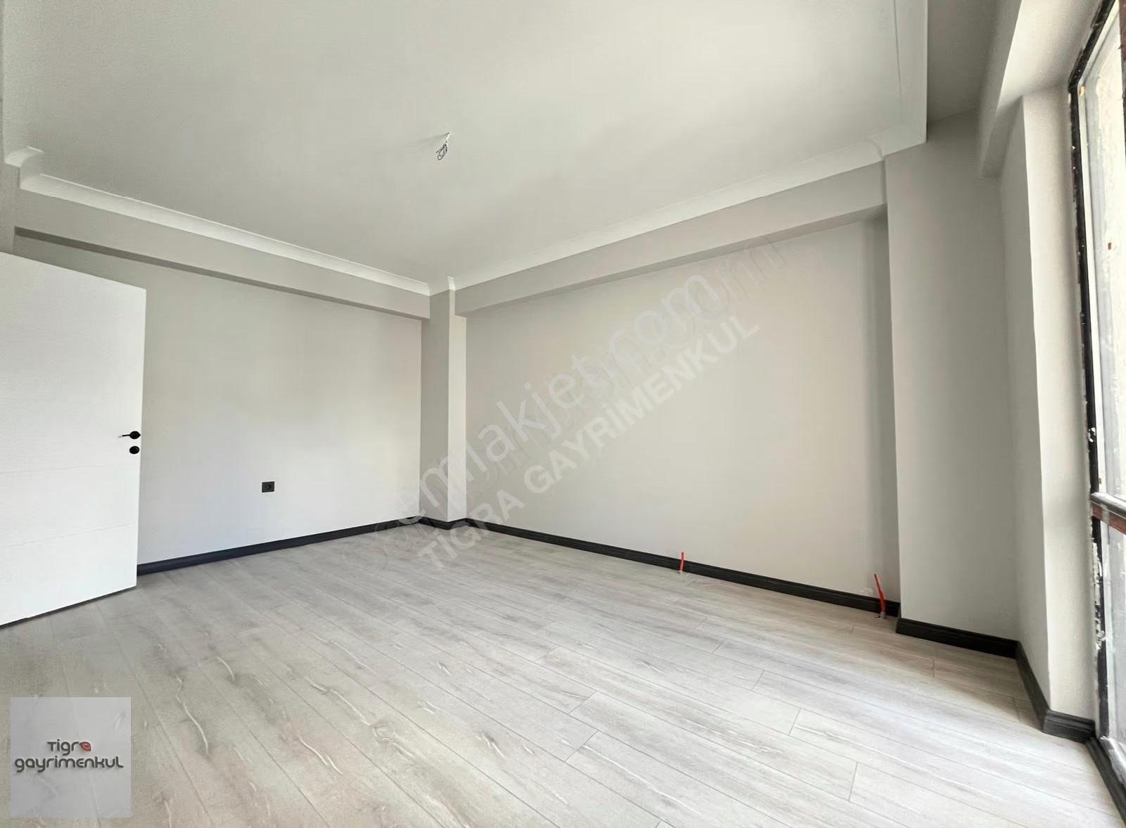 ▄tigra▄çift Bloklu Sitede Manzaralı 130m² 3+1 Satılık Daire! - Görsel 6