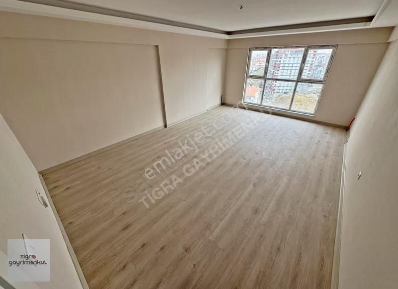 _tigra_nato Yolu Cad.yakını Cengizhan Mah.3+1 Satılık Site Daire