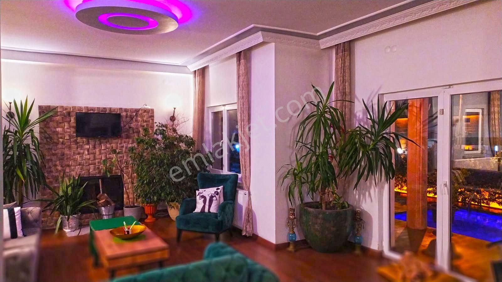 Selimpaşa 'da Kendine Ait Havuzlu Müstakil Özel Yapım Villa - Görsel 4