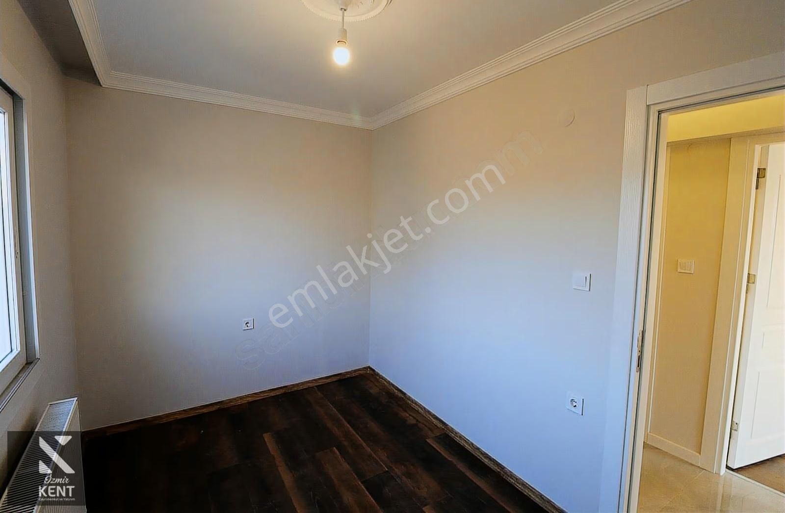 Karşıyaka Girne Caddesinde Satılık 2+1 Daire - Görsel 34