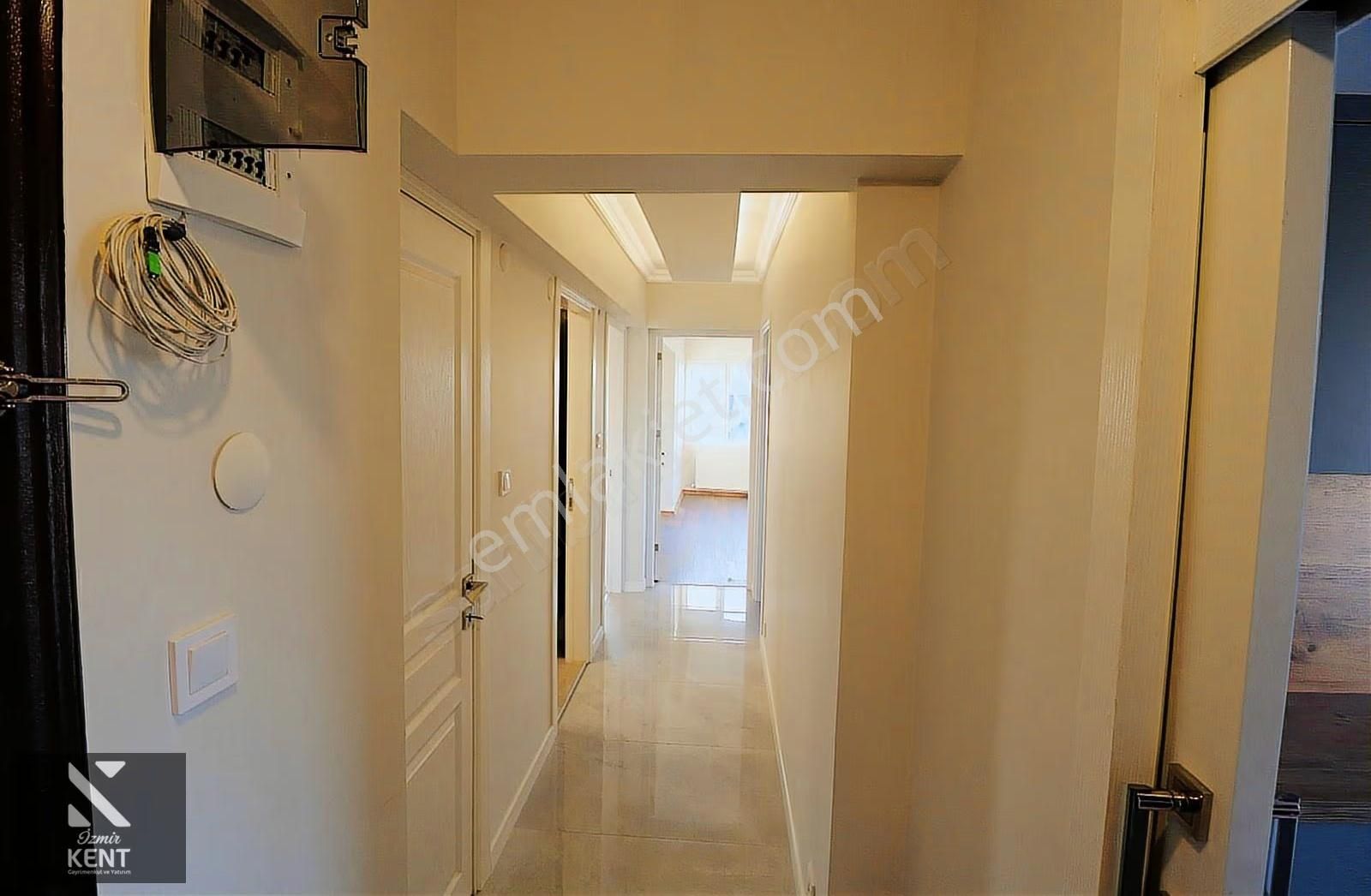 Karşıyaka Girne Caddesinde Satılık 2+1 Daire - Görsel 13