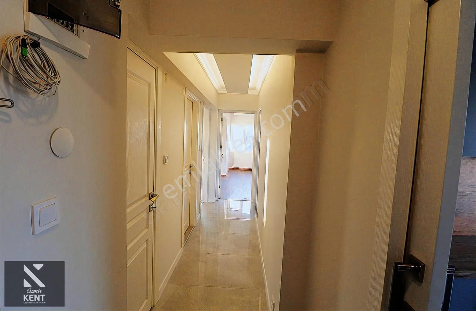 Karşıyaka Girne Caddesinde Satılık 2+1 Daire - Görsel 5