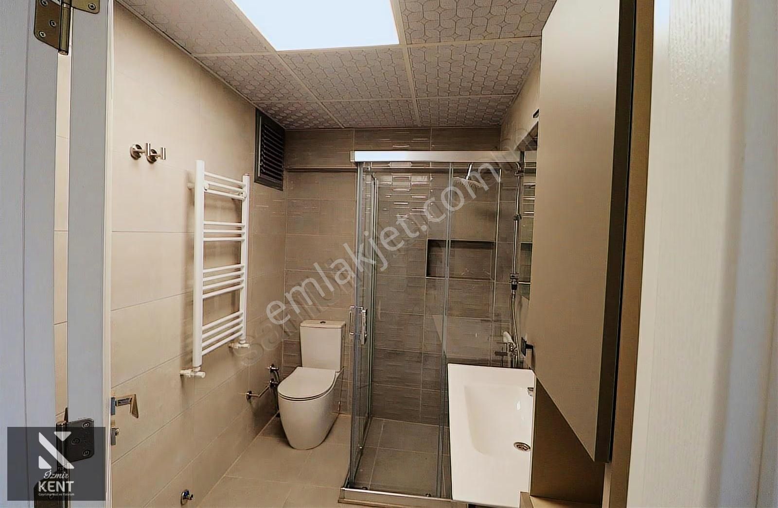 Karşıyaka Girne Caddesinde Satılık 2+1 Daire - Görsel 21