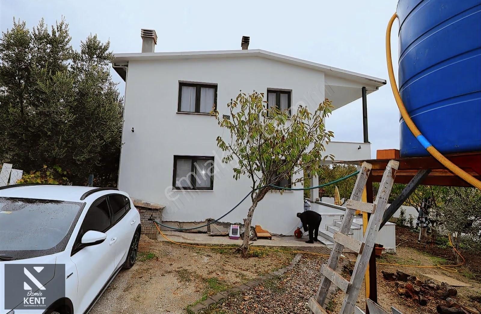 Bornova Yakaköy'de Satılık 300 M2 Bahçe İçinde Dubleks 168 M2 Ev - Görsel 6