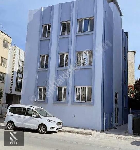 Bornova Mevlana Mahallesi 40 M2 Kiralık 1+1 Daire