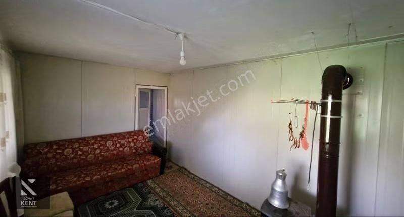 Kemalpaşa Ören Satılık 5630 M2 Bahçe Tek Tapu Elektrik Su Ev - Görsel 11