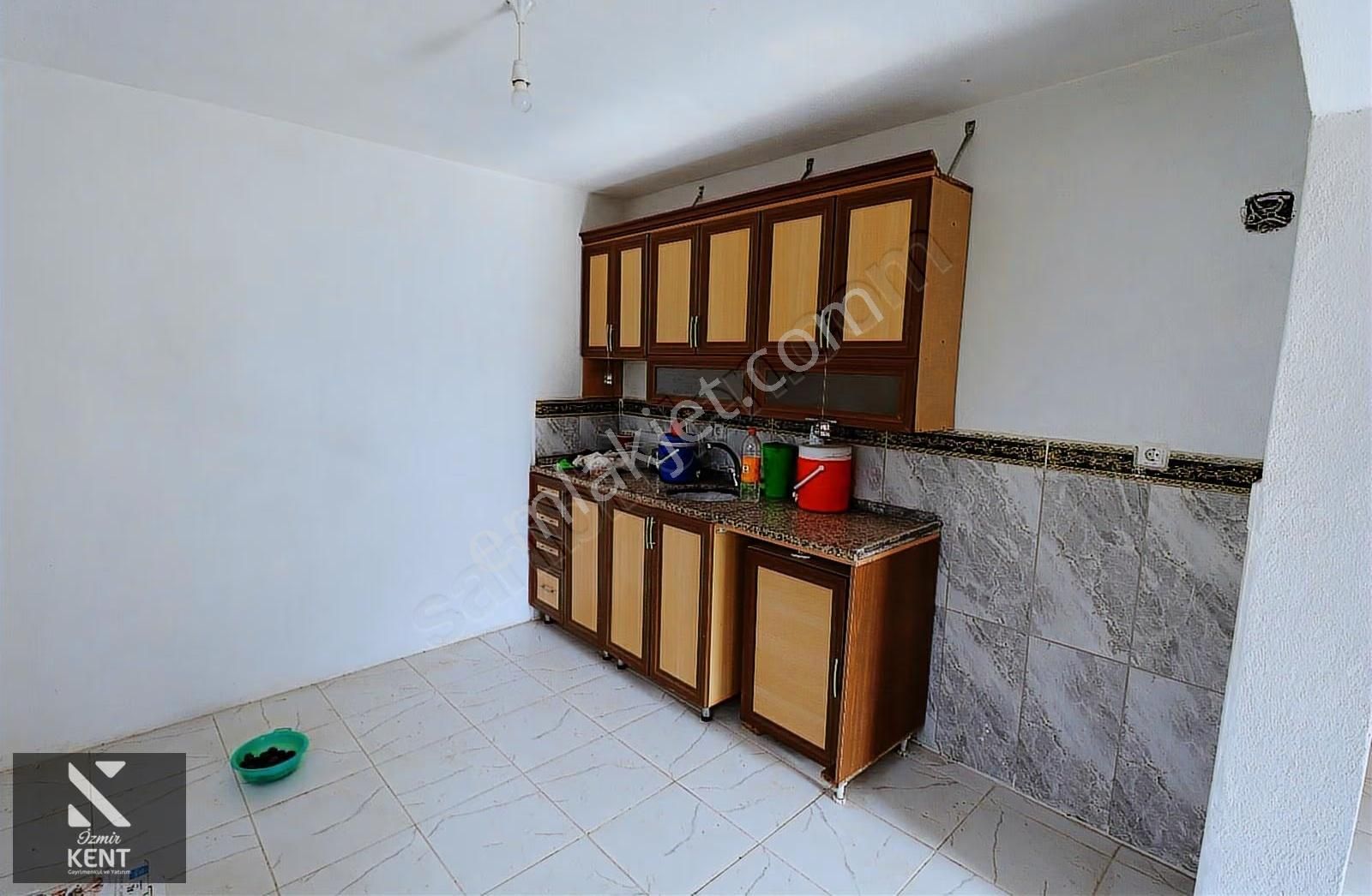 Kemalpaşa Yeşilyurt 1526 M2 İçinde Ev Olan Bahçe - Görsel 21