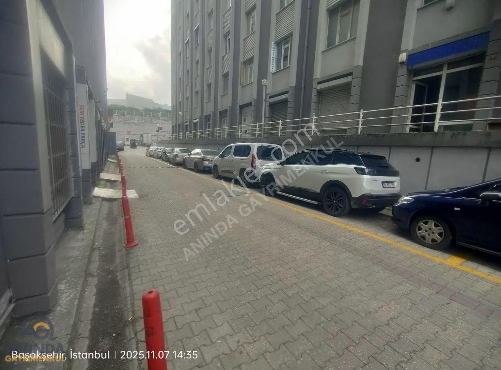 Giyim Sanatkarları 110 M2 Kiralık Düz Giriş Depo İşyeri - Görsel 7