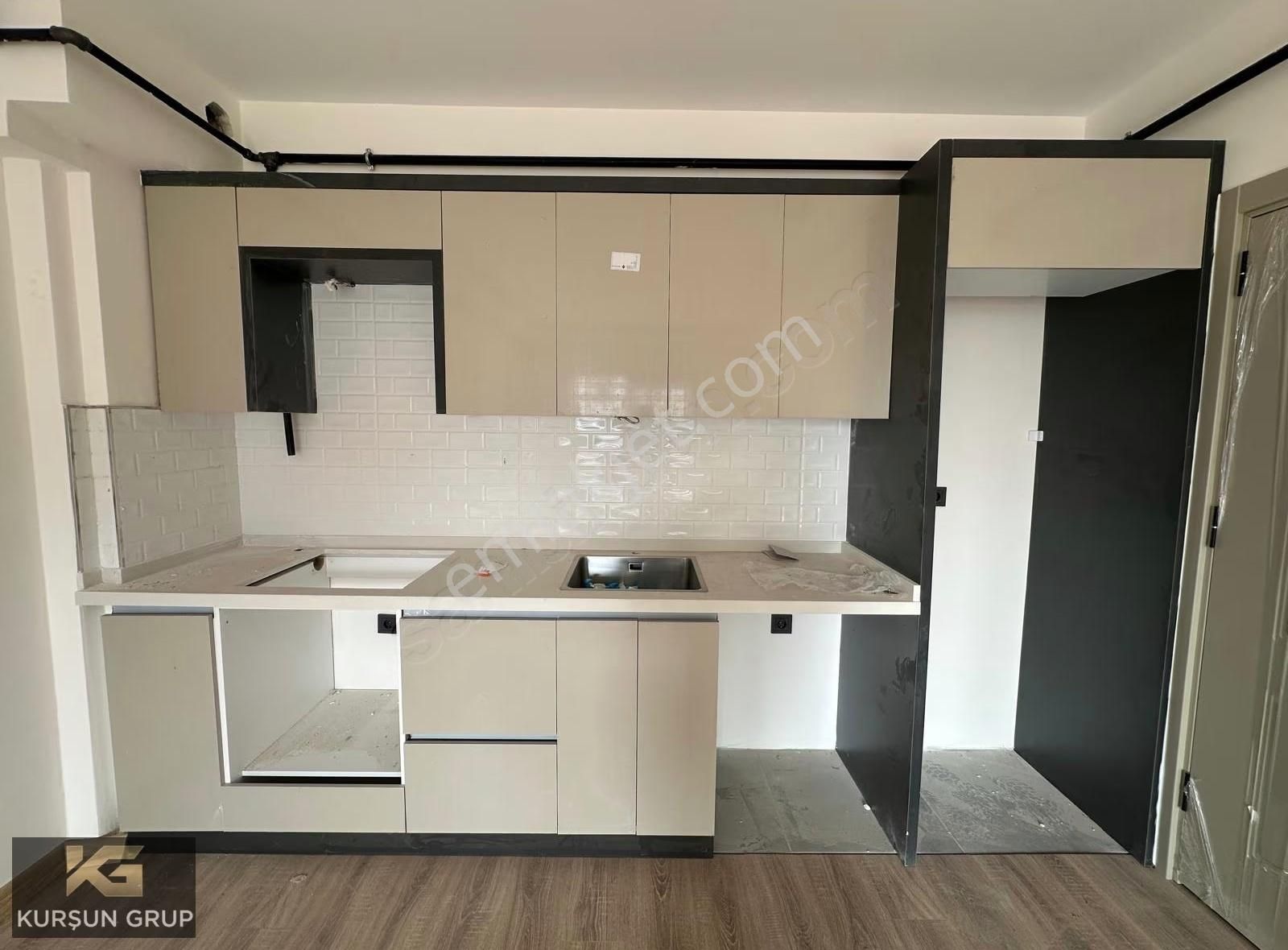 Kurşun Grup'tan Villalar Bölgesinde 1+1 Sıfır Lüx Daireler