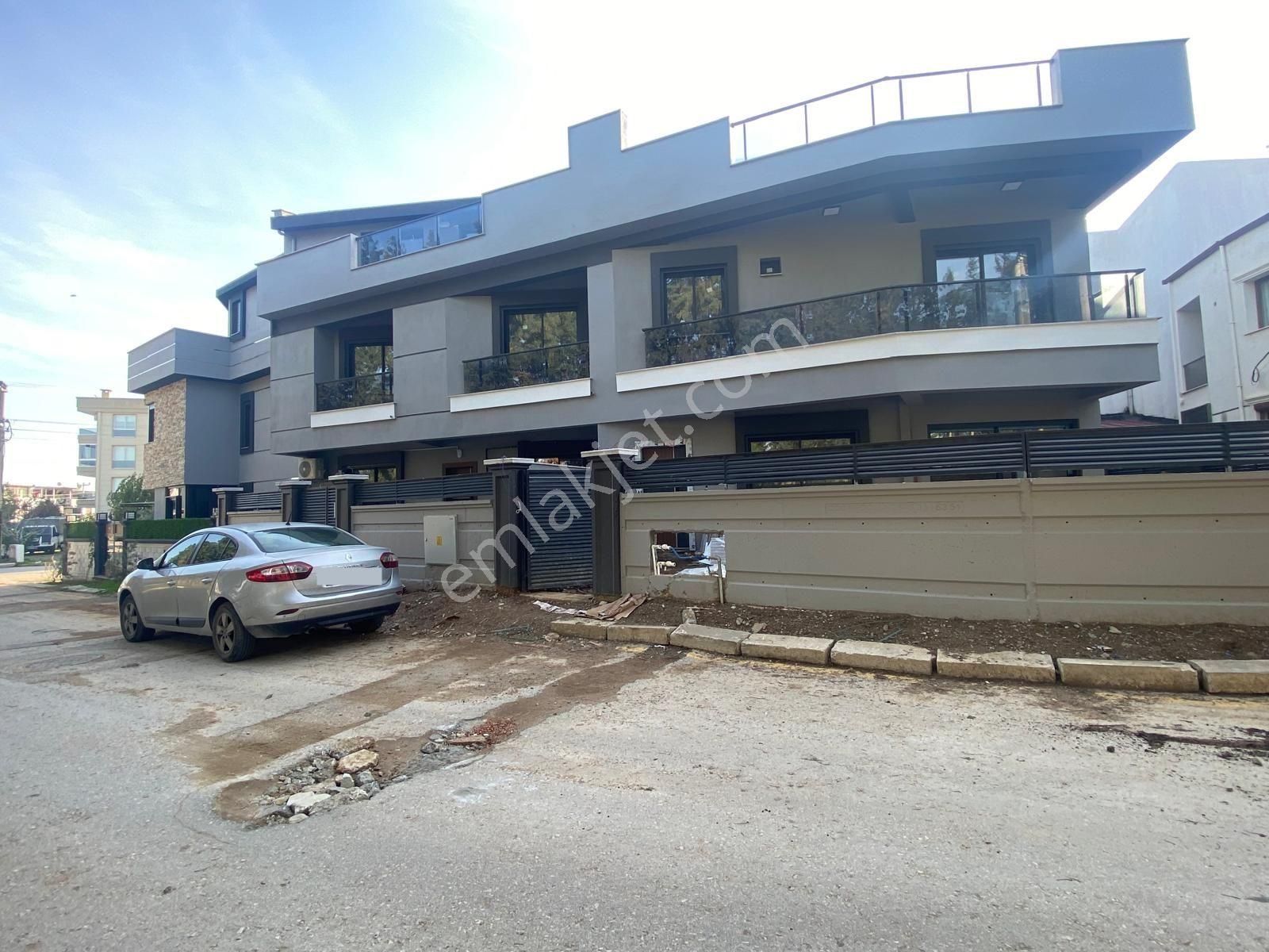 Adenus Gayrimenkul - Gölcükler Mah. 4+1 Satılık Villa - Görsel 26