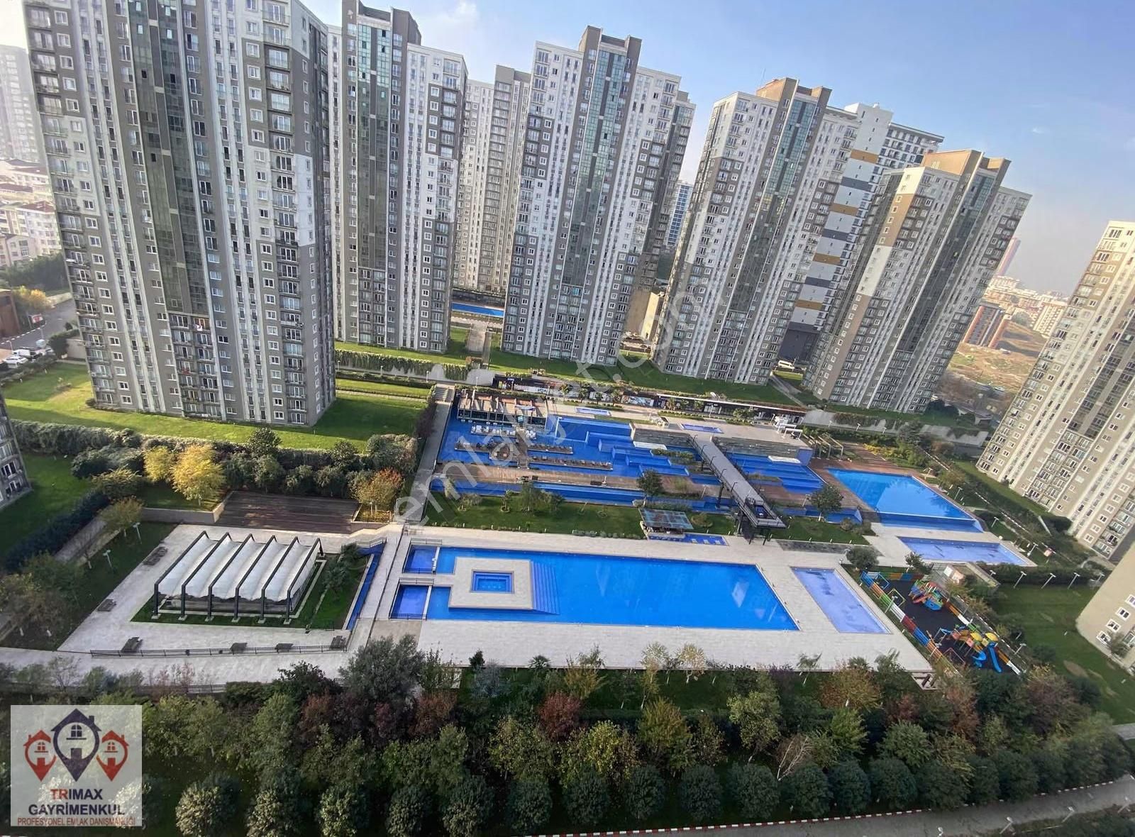 Full Havuz Manzaralı Eşyalı 1+1