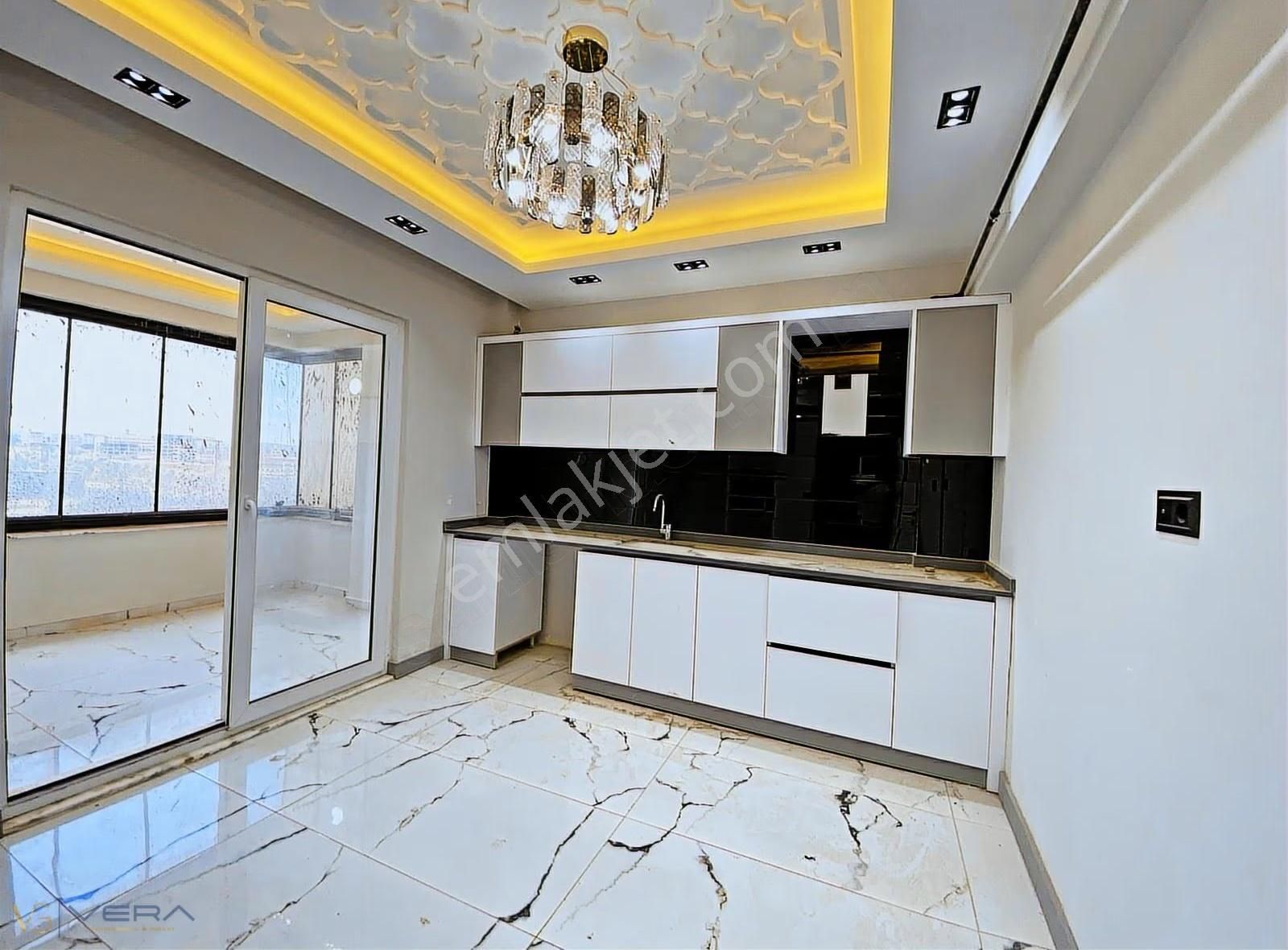 Kahvelipınarda Satılık 2,5+1 Ultra Lüks Fırsat Daire - Görsel 3