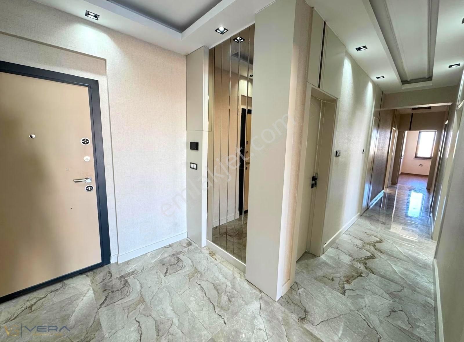 Beştepede 3.5+1 Sıfır Daire 172 M² Net, 1. Kat, Kapalı Otopark - Görsel 6