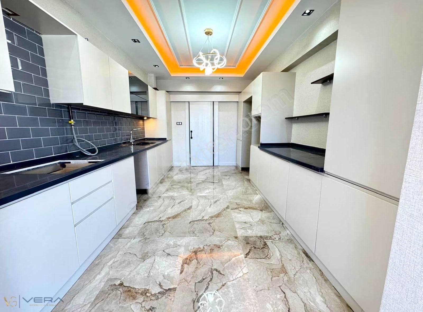 Beştepede 3.5+1 Sıfır Daire 172 M² Net, 1. Kat, Kapalı Otopark - Görsel 11