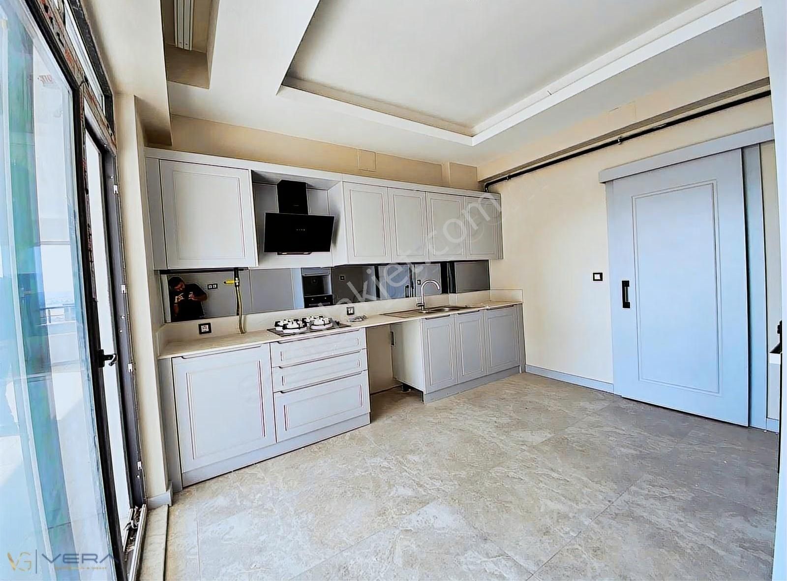 Vera'dan Abdulhamithan'da Satılık 3.5+1 Fırsat Daire - Görsel 30