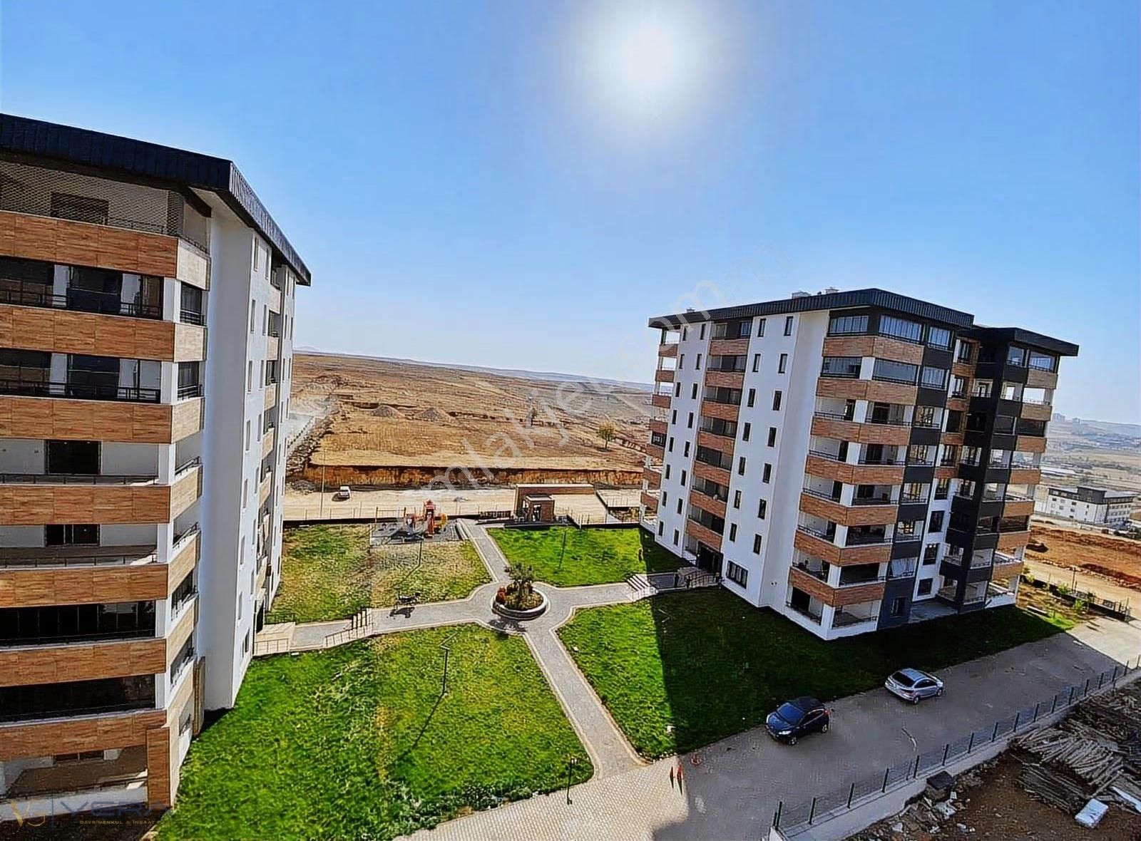 Vera'dan Abdulhamithan'da Satılık 3.5+1 Fırsat Daire - Görsel 28