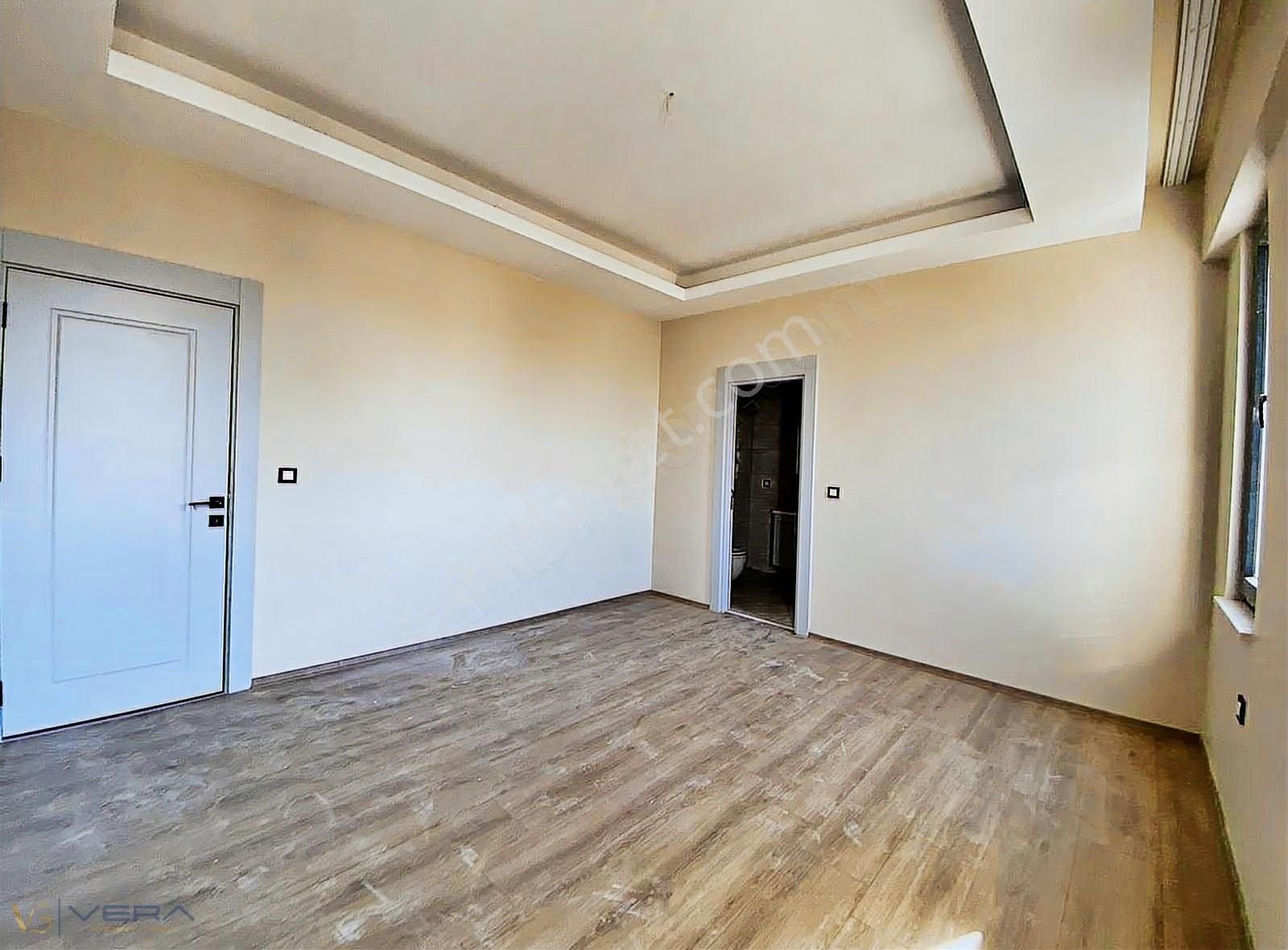 Vera'dan Abdulhamithan'da Satılık 3.5+1 Fırsat Daire - Görsel 10