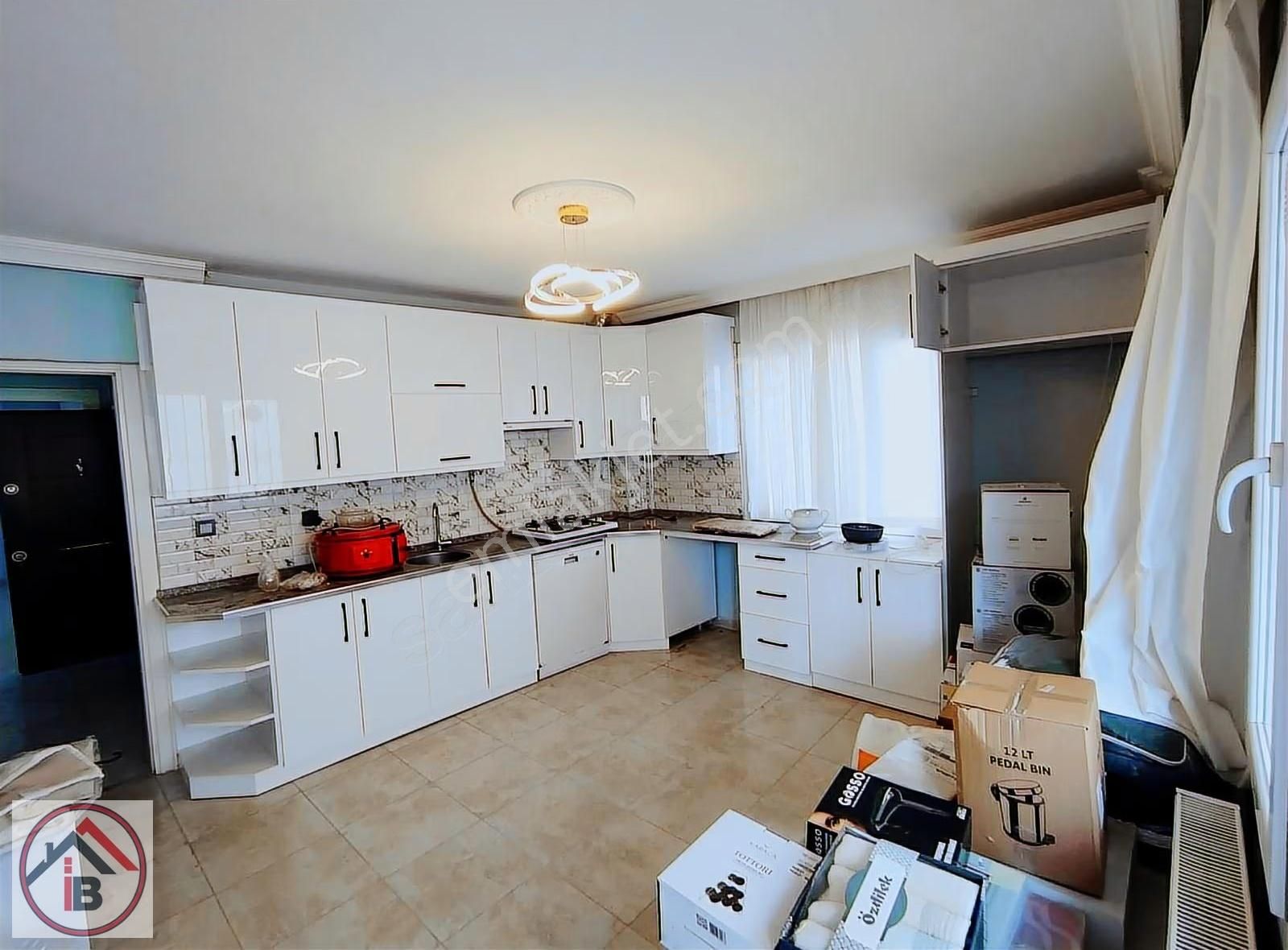 İzmir Buca Lüks Temiz Geniş Kap Mutfak Doğ Gazlı 2+1 120 Mk Köşe - Görsel 7