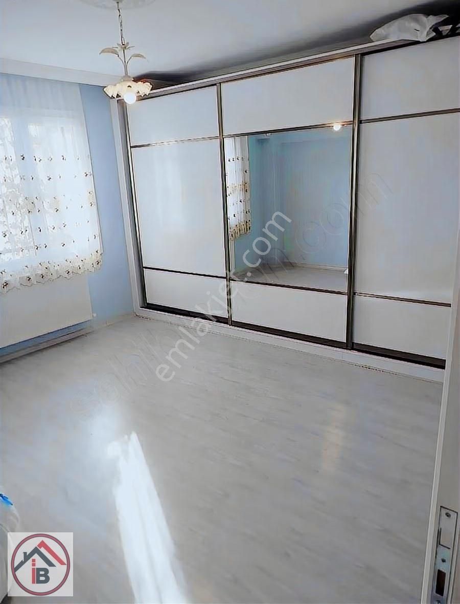 İzmir Buca Lüks Temiz Geniş Kap Mutfak Doğ Gazlı 2+1 120 Mk Köşe - Görsel 13