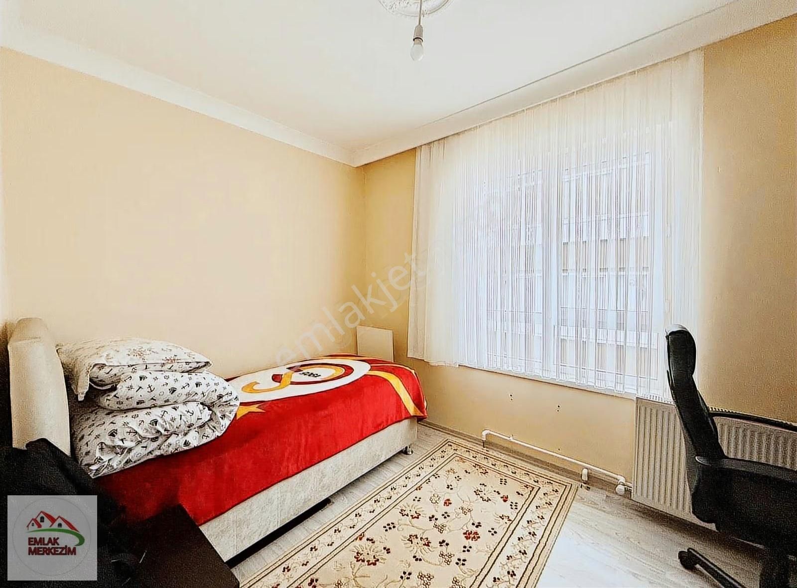 Emlak Merkezim'den Alibey'de Mükemmel Konumda 4.katta 3+1 Daire - Görsel 32