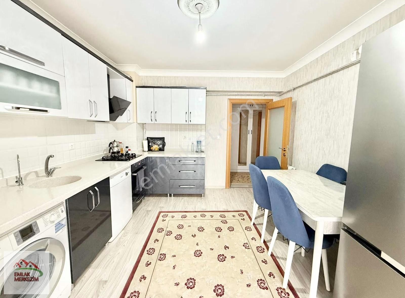 Emlak Merkezim'den Alibey'de Mükemmel Konumda 4.katta 3+1 Daire - Görsel 24