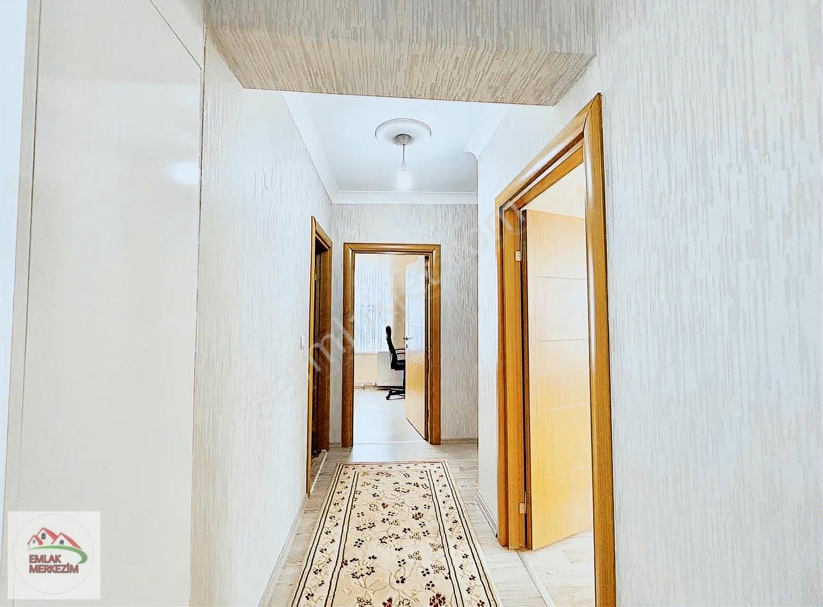 Emlak Merkezim'den Alibey'de Mükemmel Konumda 4.katta 3+1 Daire - Görsel 15