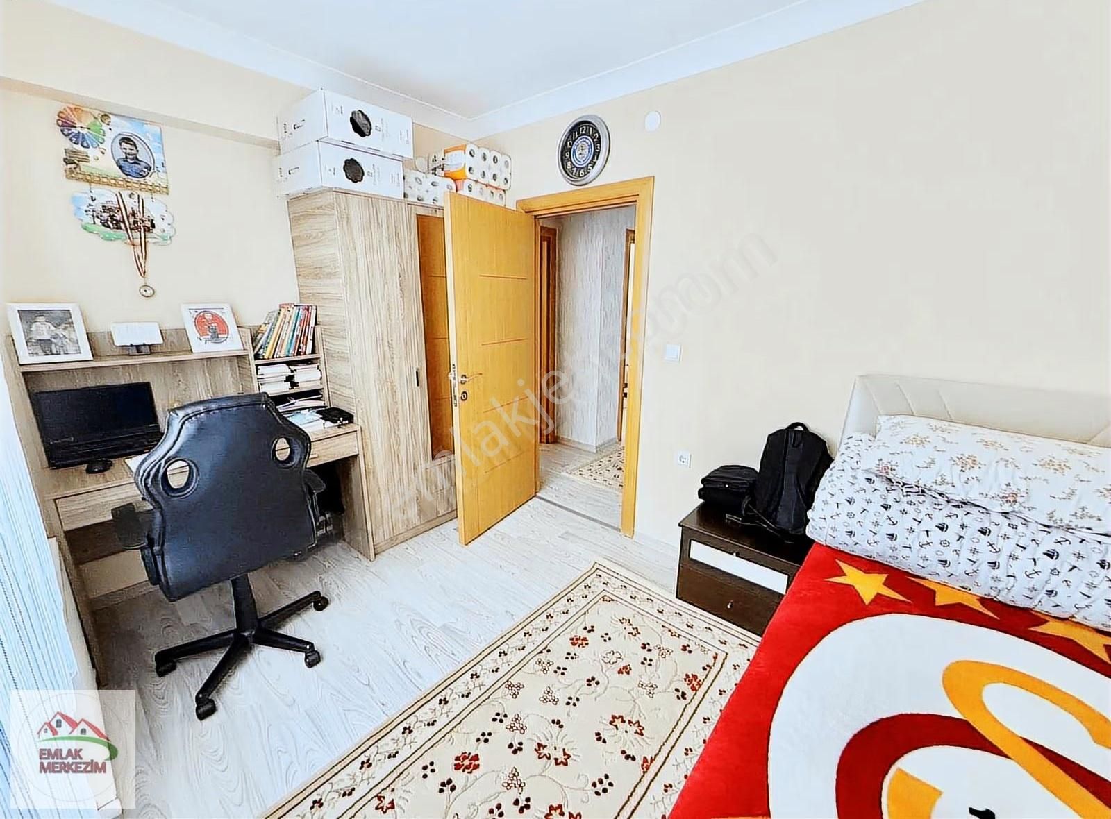 Emlak Merkezim'den Alibey'de Mükemmel Konumda 4.katta 3+1 Daire - Görsel 21