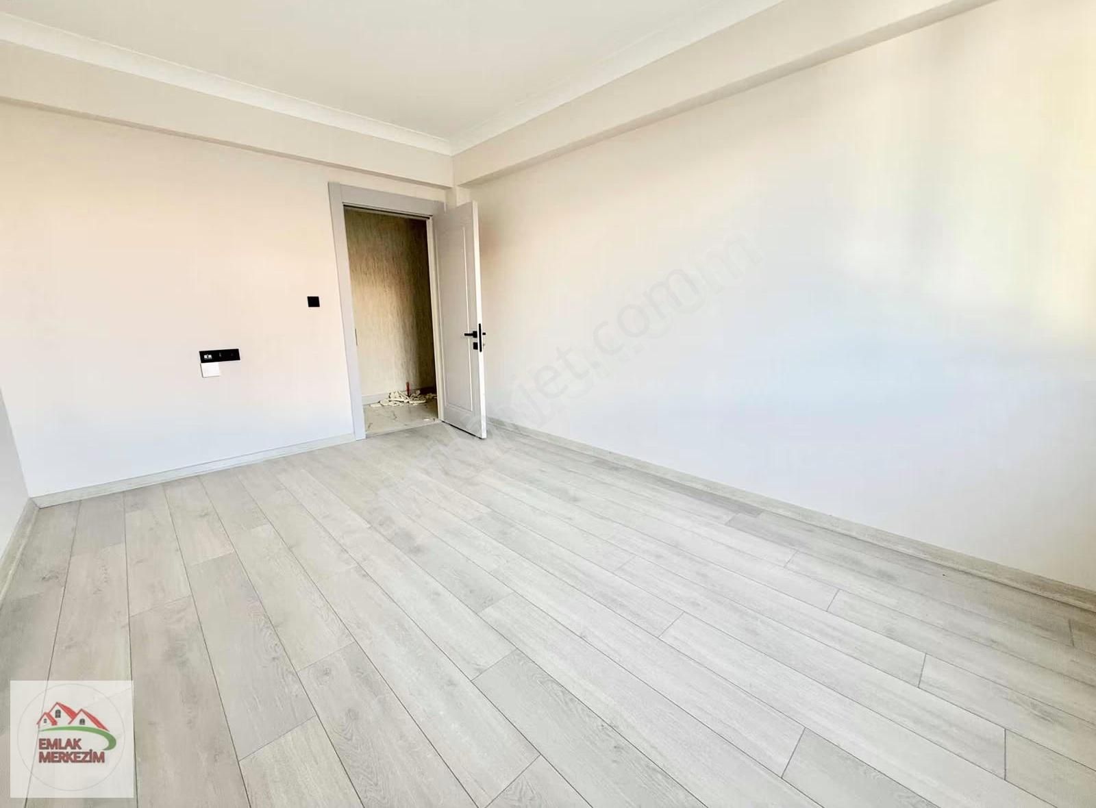 Emlak Merkezim'den 9.cadde Üstünde 3+1 Kilerli Sıfır Lüx Daire - Görsel 14