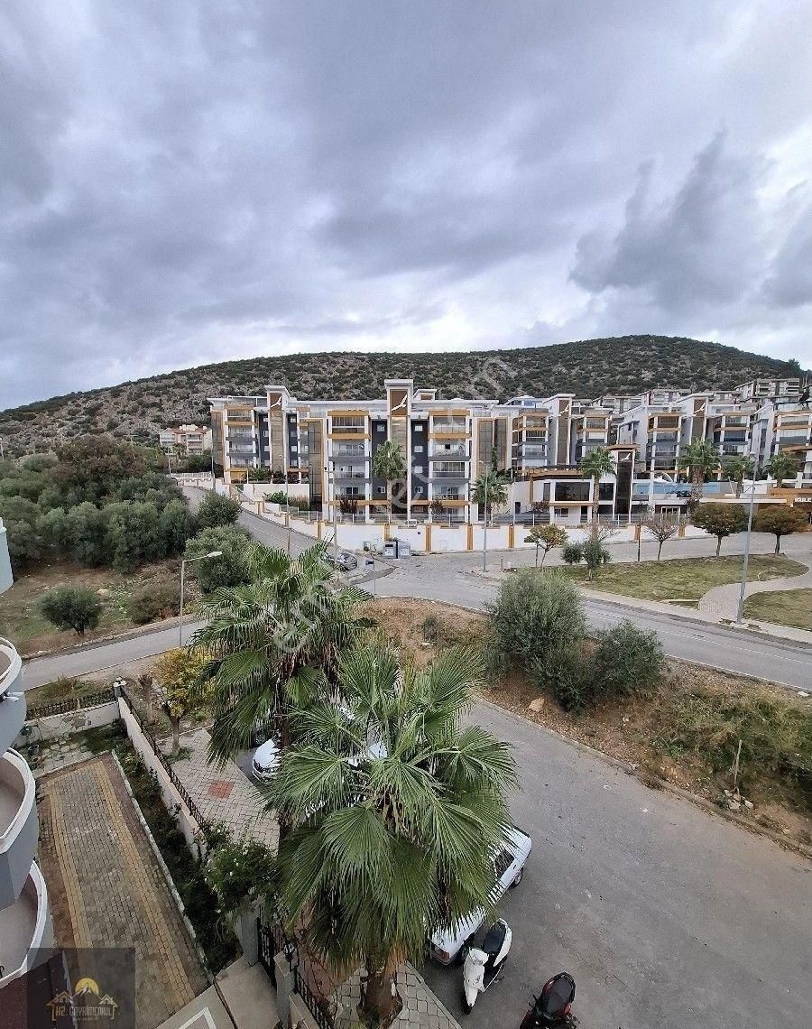 Kuşadası Ege Mahallesinde Satılık Deniz Manzaralı 4+1 Daire - Görsel 14