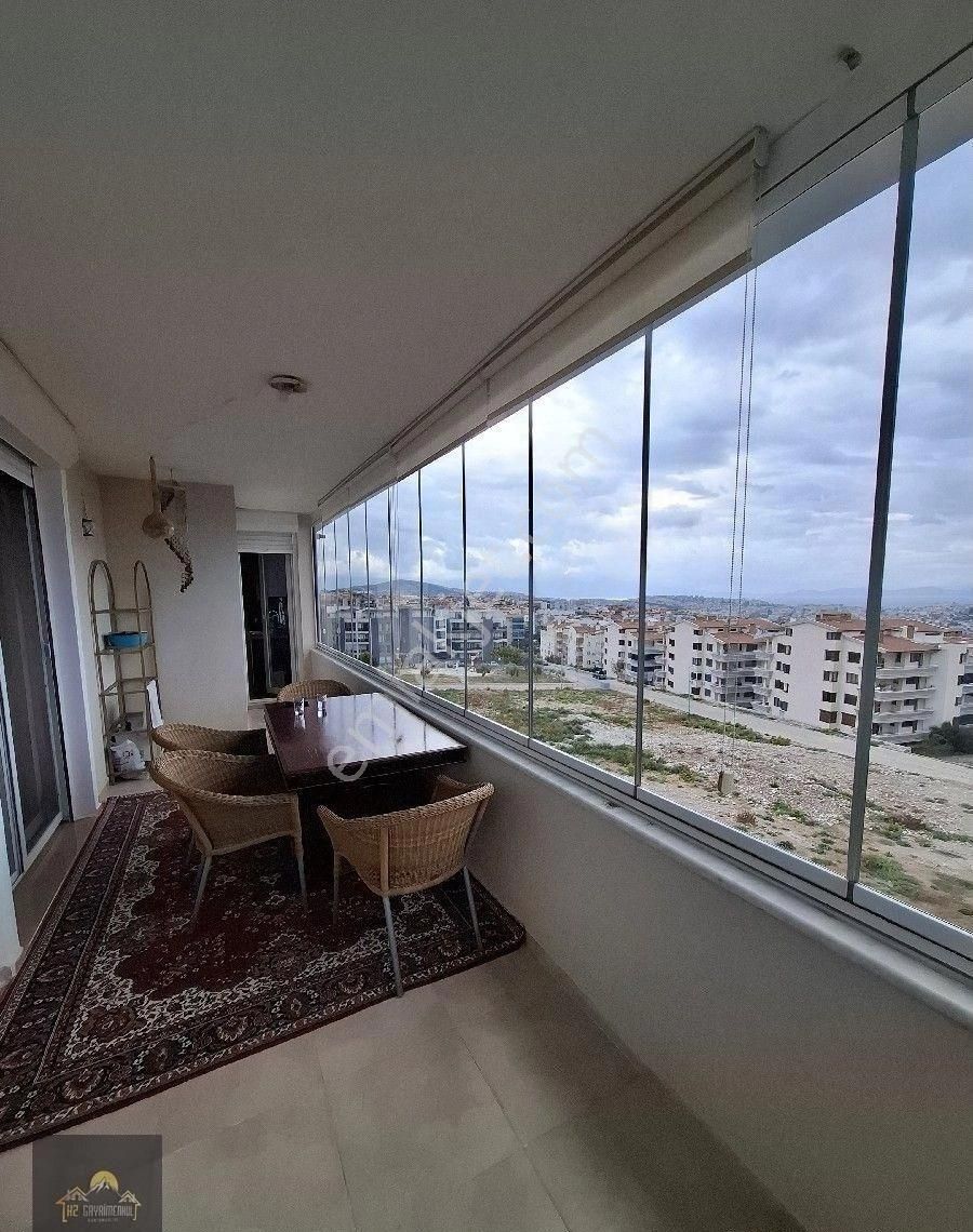 Kuşadası Ege Mahallesinde Satılık Deniz Manzaralı 4+1 Daire - Görsel 6