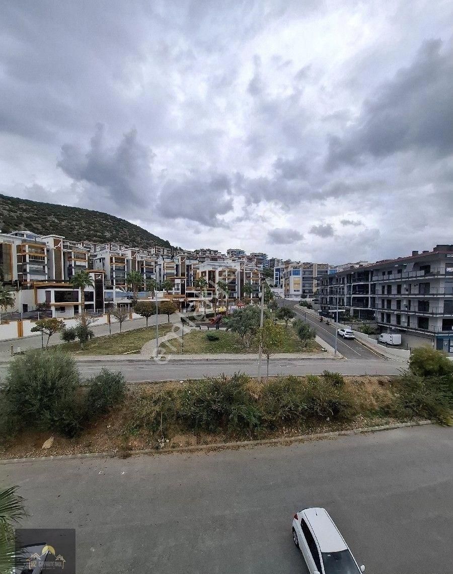 Kuşadası Ege Mahallesinde Satılık Deniz Manzaralı 4+1 Daire - Görsel 28