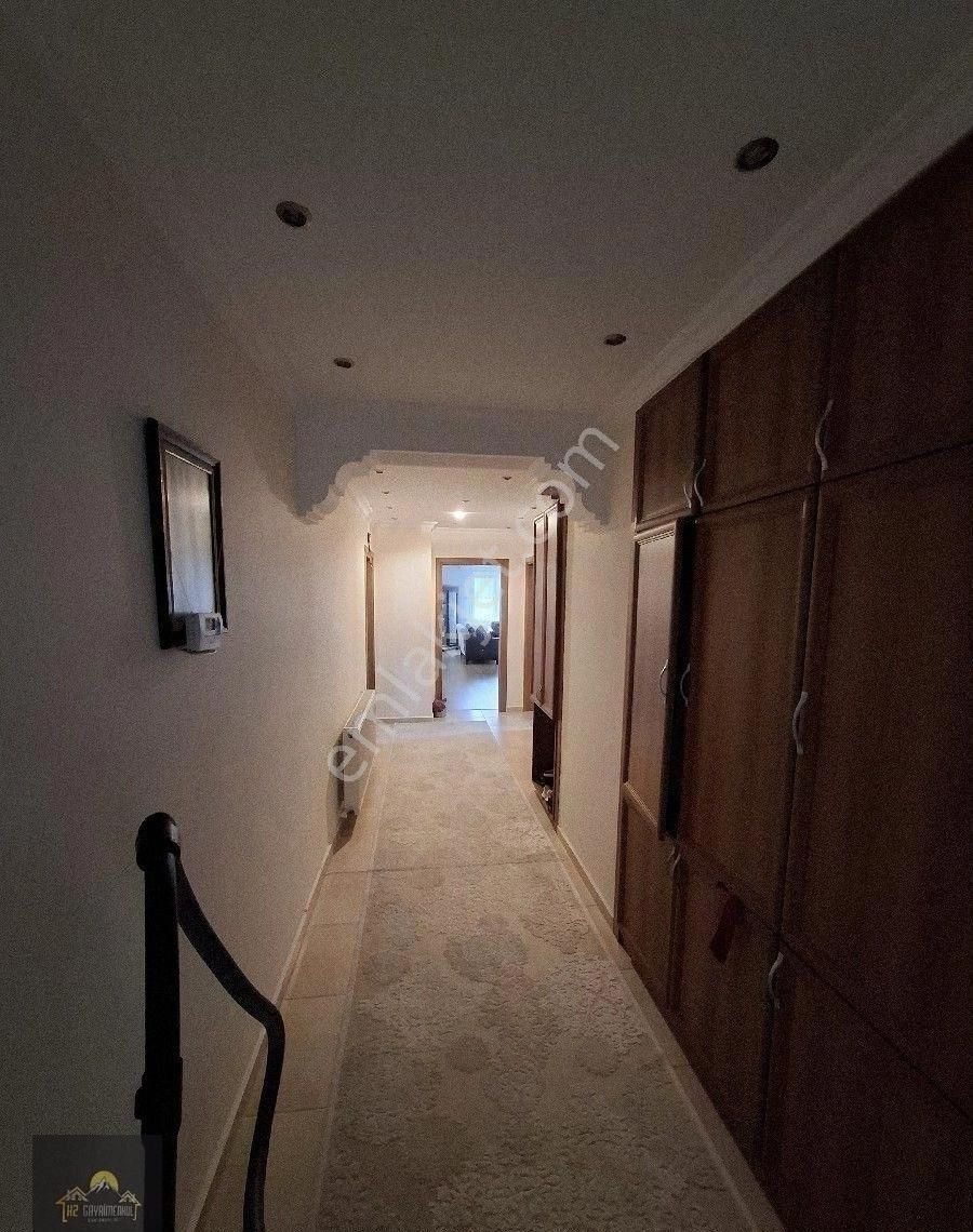 Kuşadası Ege Mahallesinde Satılık Deniz Manzaralı 4+1 Daire - Görsel 3