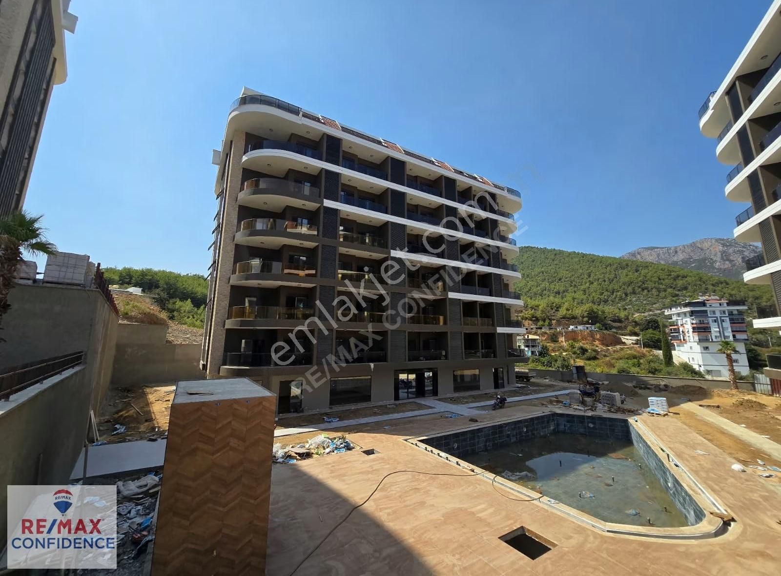 Alanya Çıplaklı Symphony Garden Sitesinde Satılık 1+1 Daire - Görsel 10