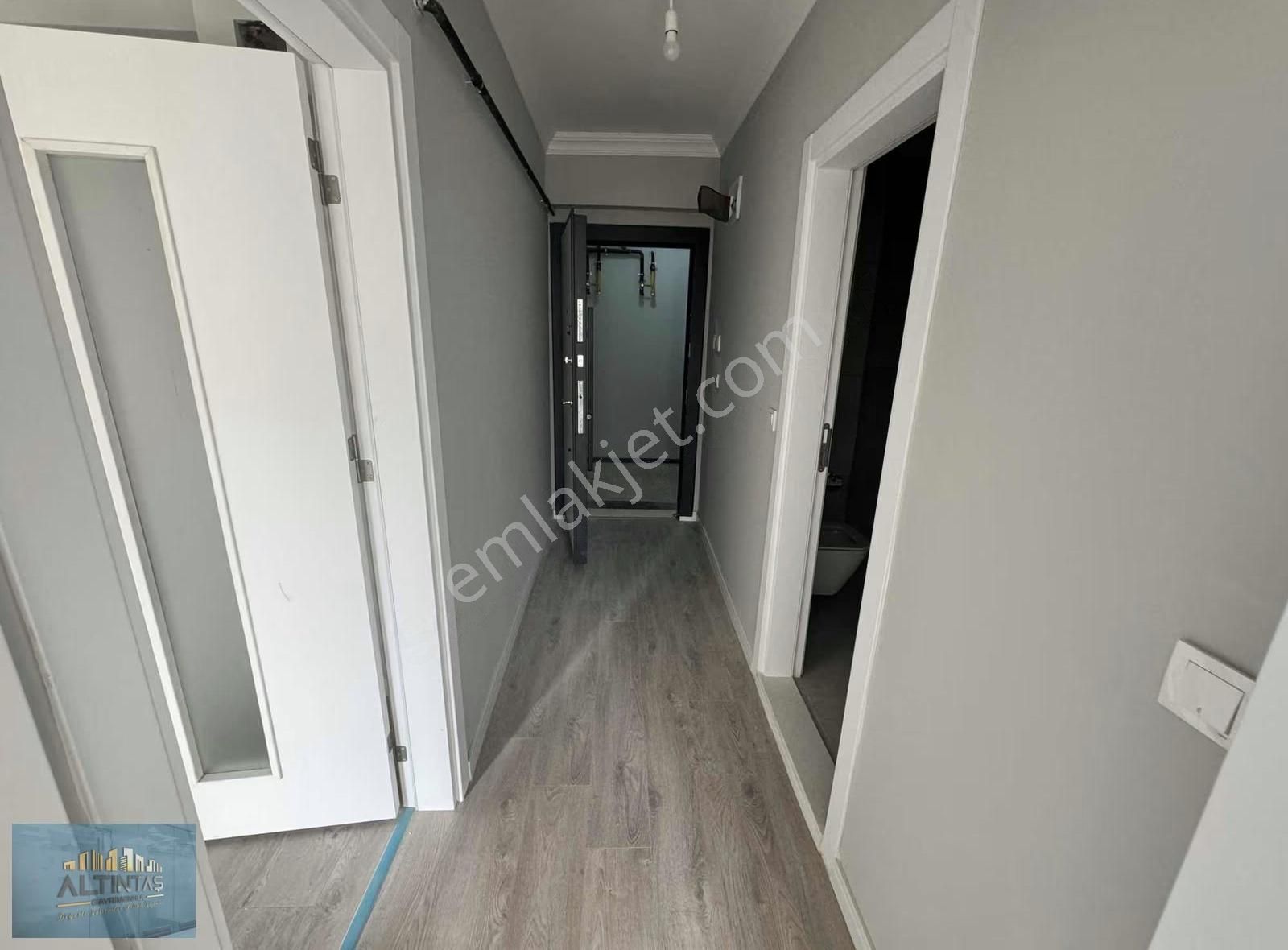 Çarşı Merkeze Yürüme Mesafesinde Koridorlu Kiralık 1+1 - Görsel 6