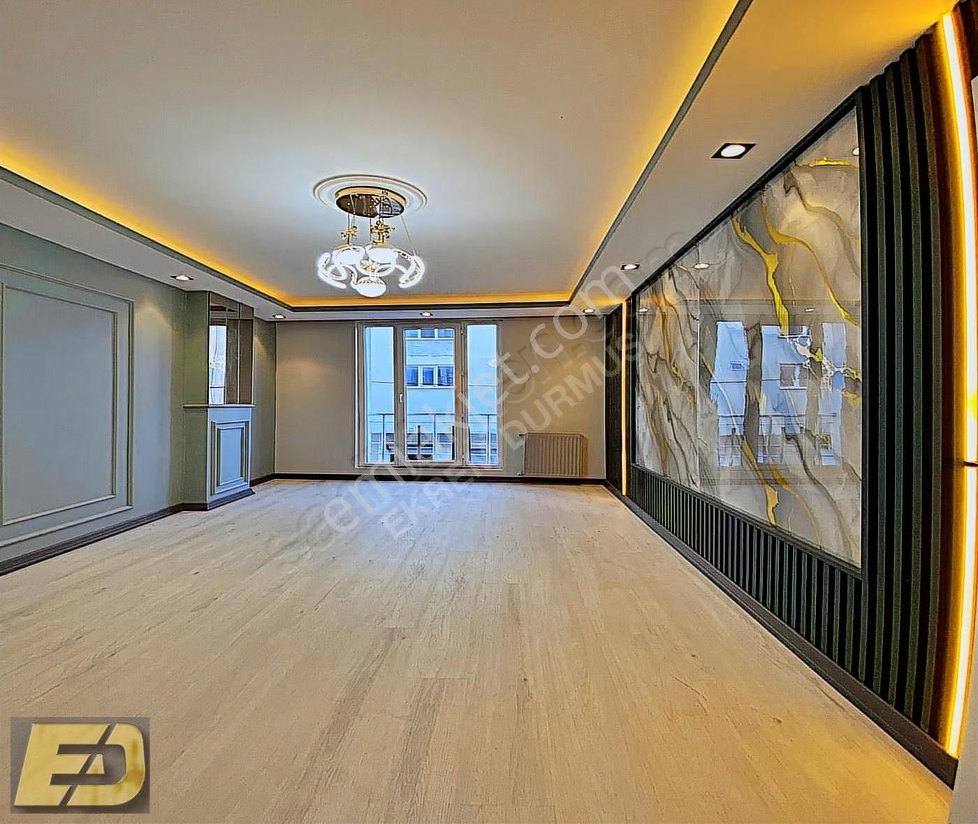 Ed Yapıdan Metrobüse Yakın Bahce Katı Fiyatına Arakat Daire