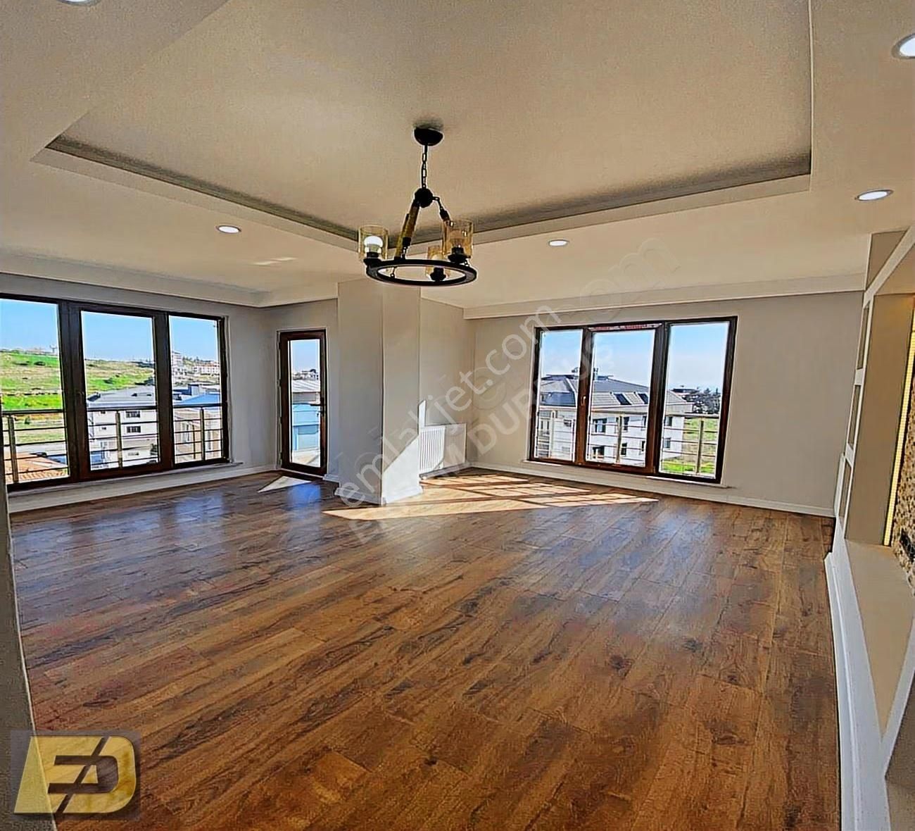 Ed Yapıdan Oturuma Hazır Masrafsız Emsallerinin Altında Daire - Görsel 4