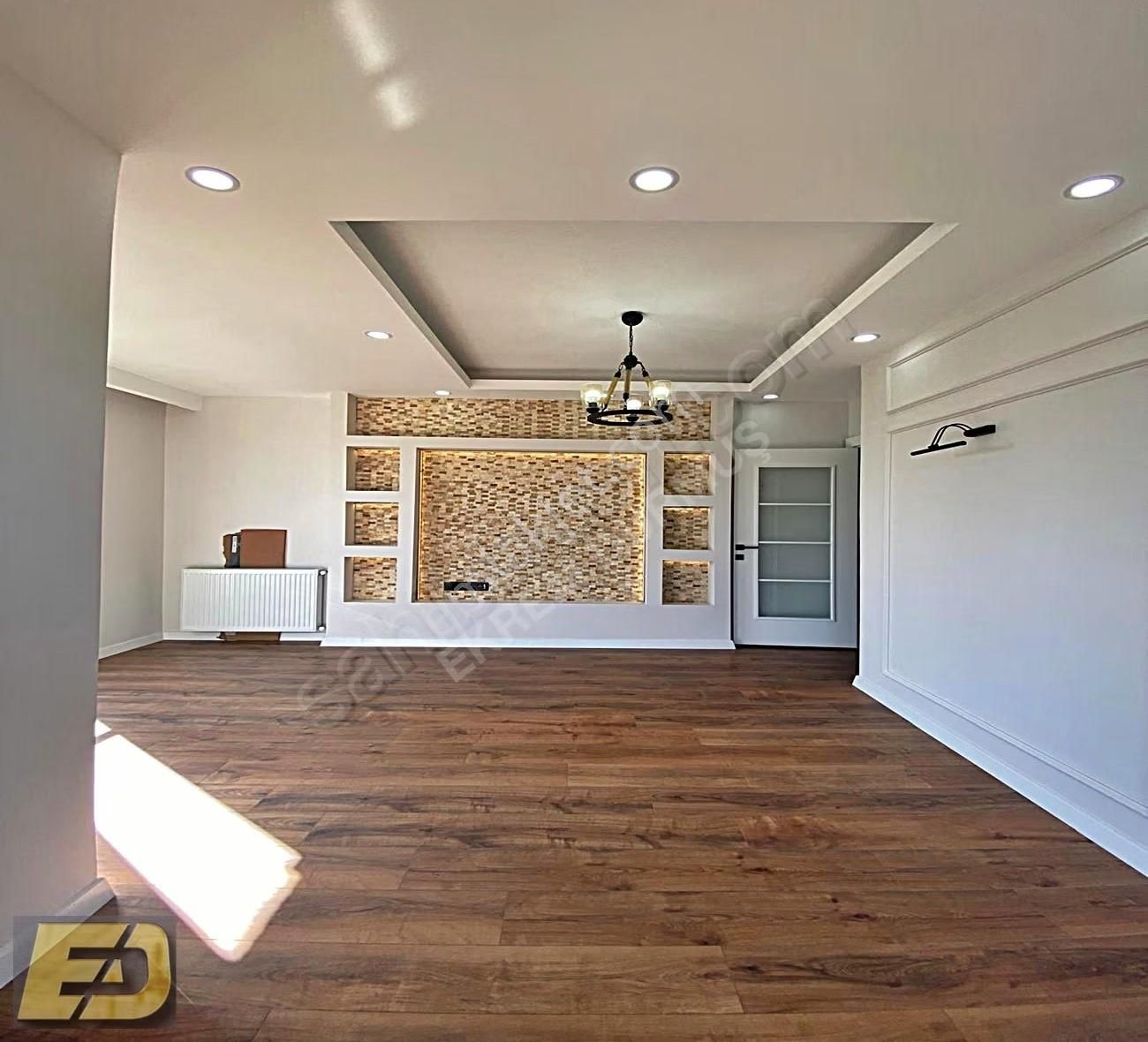 Ed Yapıdan Oturuma Hazır Masrafsız Emsallerinin Altında Daire - Görsel 12