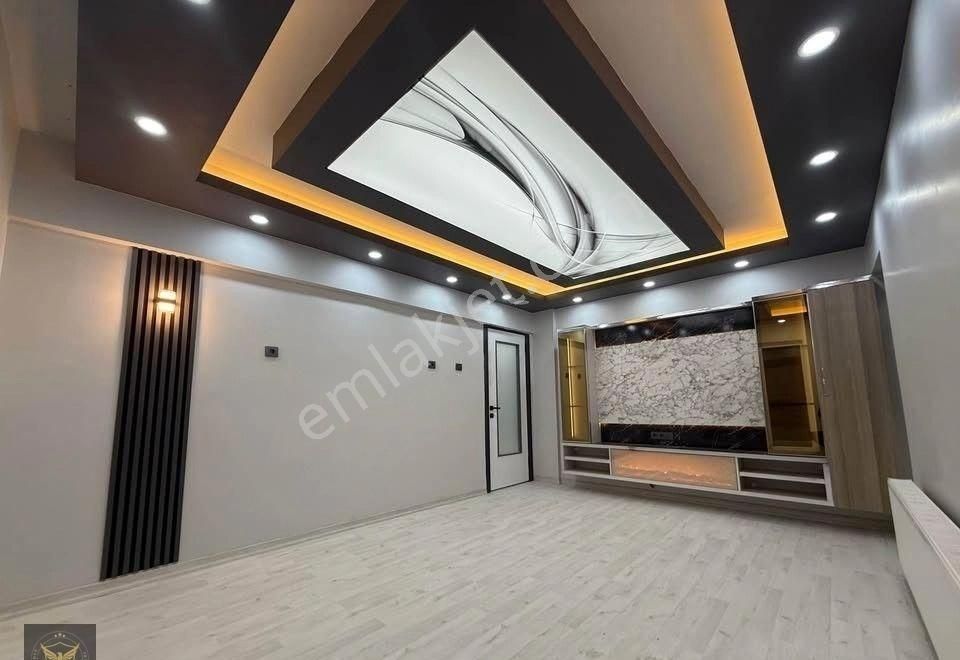 Beylikdüzü Medilife Arkası Sıfır Şık Tasarımlı 2+1 Satılık Daire...