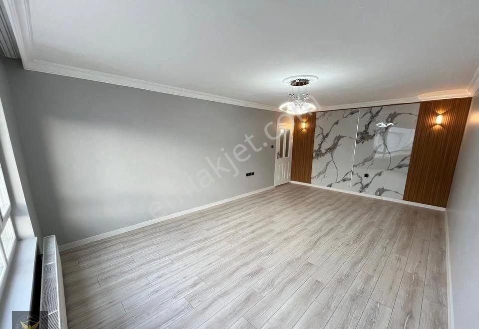 Beylikdüzü Yakuplu Mh.kent Ormanı Manzaralı 3+1 Şık Dairemiz