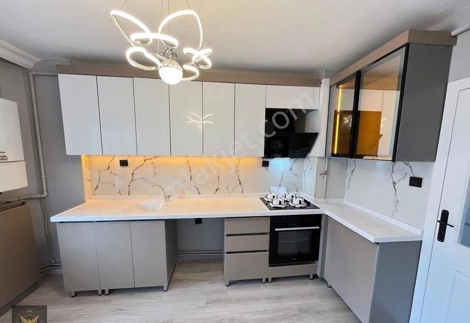 Beylikdüzü Yakuplu Mh.kent Ormanı Manzaralı 3+1 Şık Dairemiz - Görsel 13