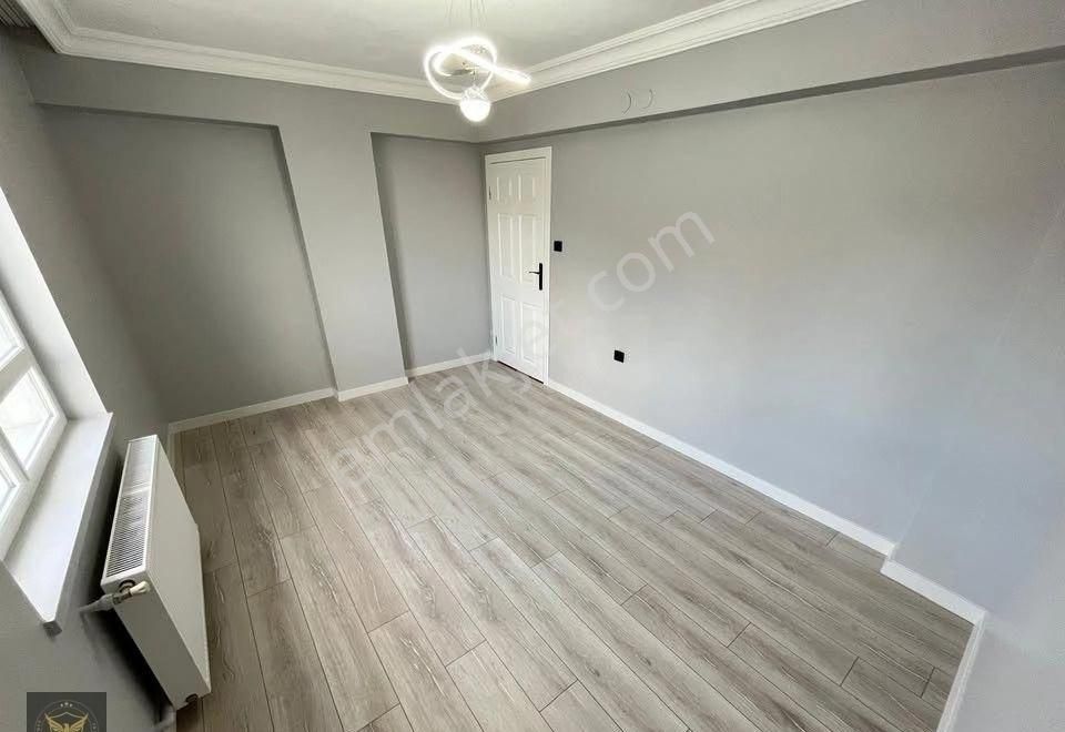 Beylikdüzü Yakuplu Mh.kent Ormanı Manzaralı 3+1 Şık Dairemiz - Görsel 3