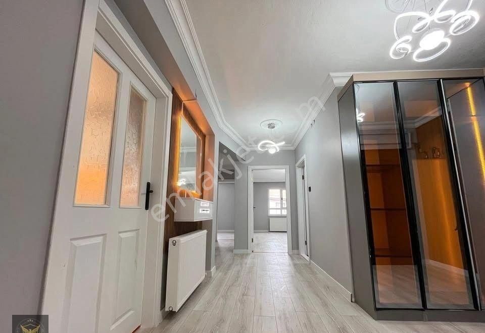 Beylikdüzü Yakuplu Mh.kent Ormanı Manzaralı 3+1 Şık Dairemiz - Görsel 12