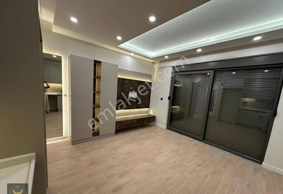 Metrobüse Komşu %70 Krediye Uygun Acil Satılık Dairemiz - Görsel 3