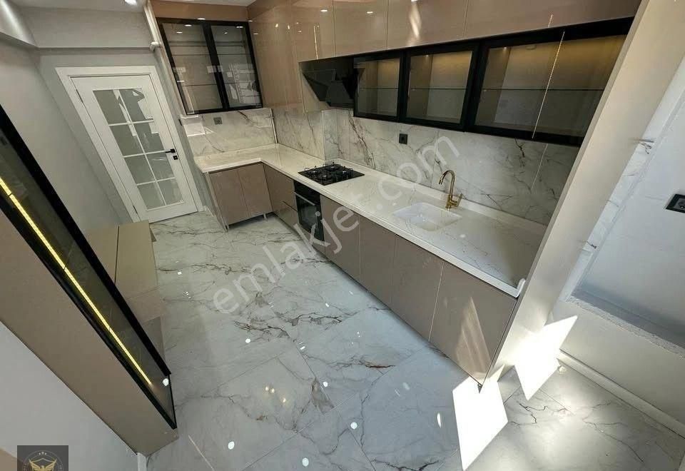 Metrobüse Komşu Yüksek Kira Getirili 2+1 Sıfır Dairemiz... - Görsel 6